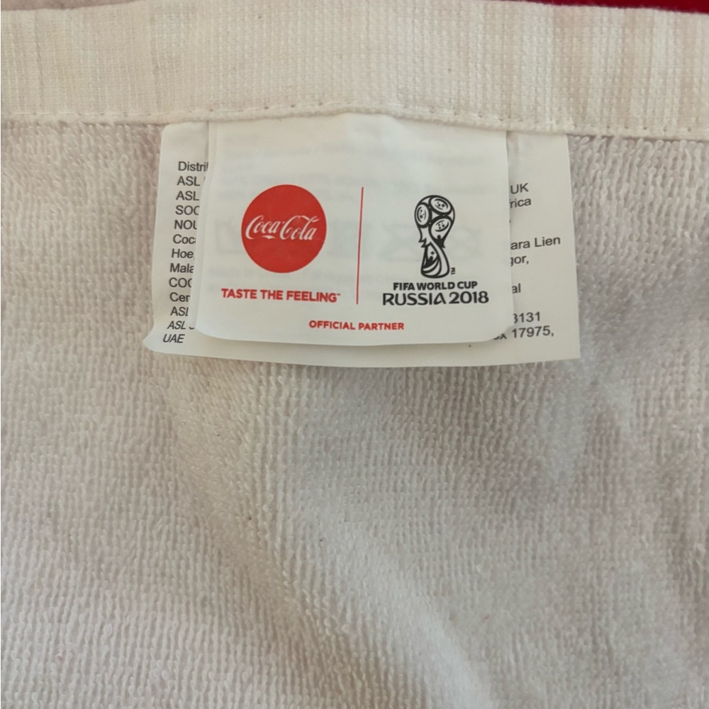 Coca-Cola FIFA World Cup Russia 2018 Beach Towel Collectible Flaws Shown-Review - Picture 2 of 12